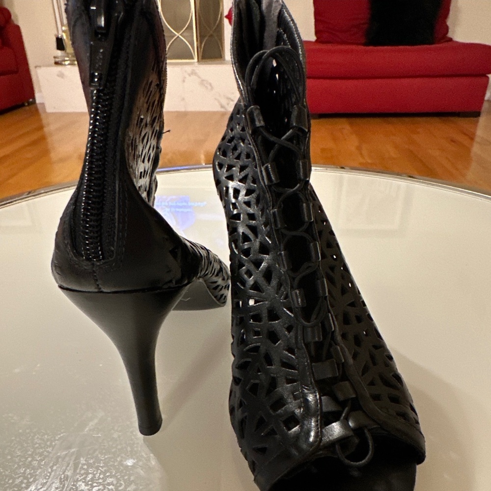Women shoes